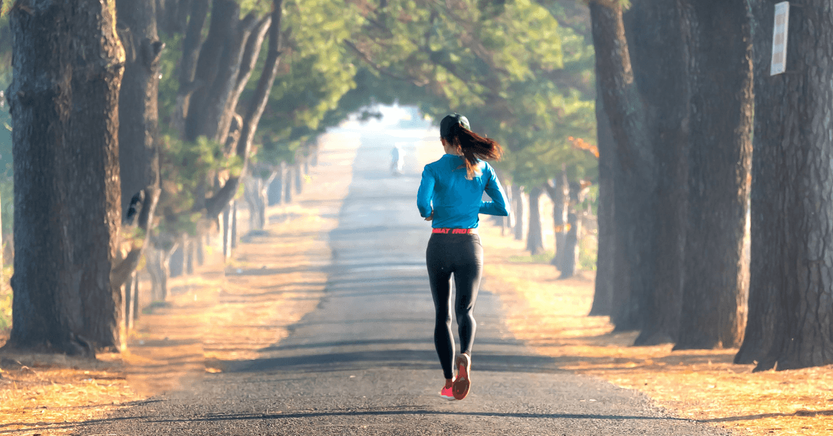 runner wearing activewear before washing with laundry detergent greensheets